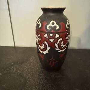 Rustic Decorative Vase in Black, Red & White